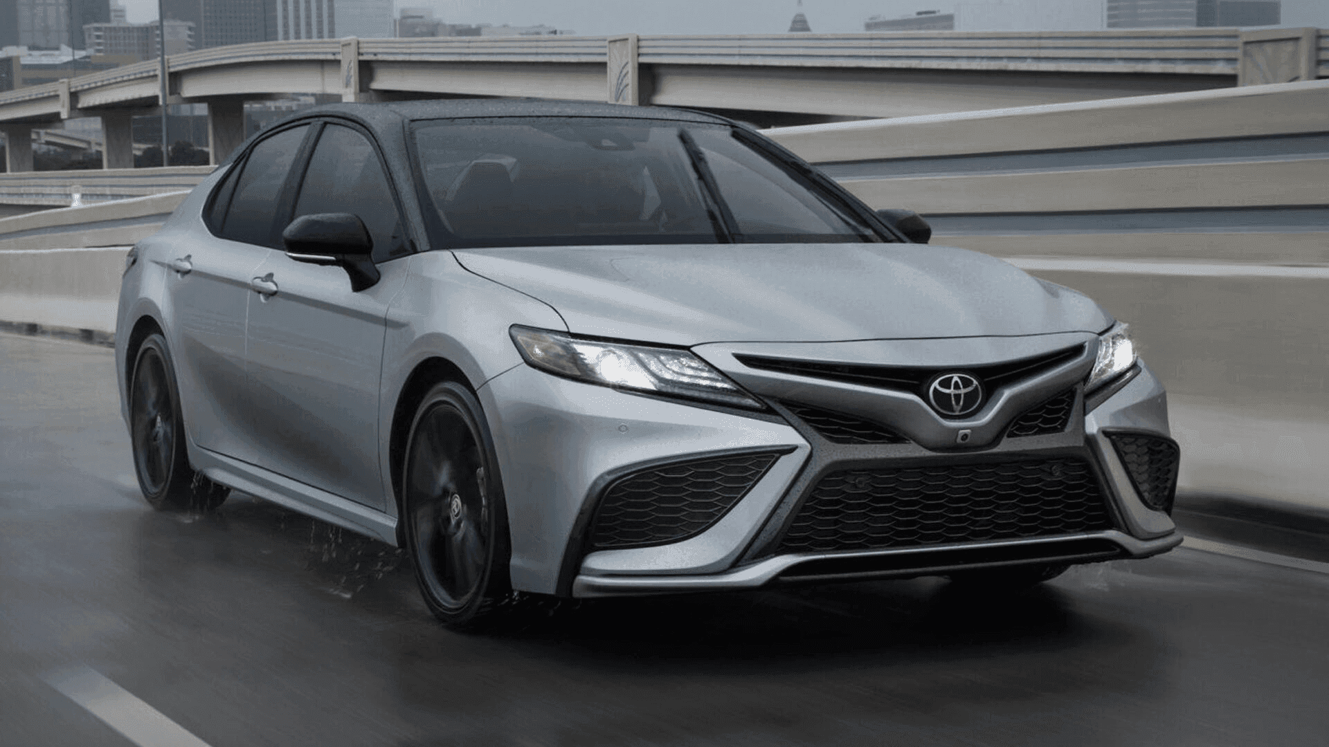 Toyota Camry 2024 Smart and Stylish Choice